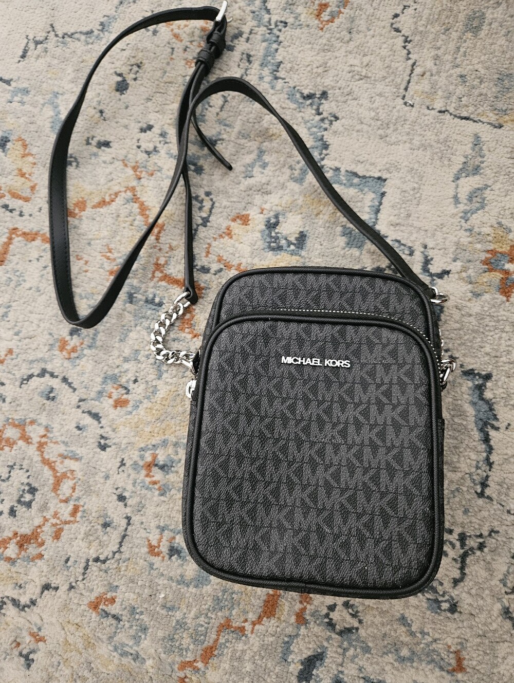 Michael Kors Jet Set Travel Medium Logo Crossbody Flight Bag - Black/Grey